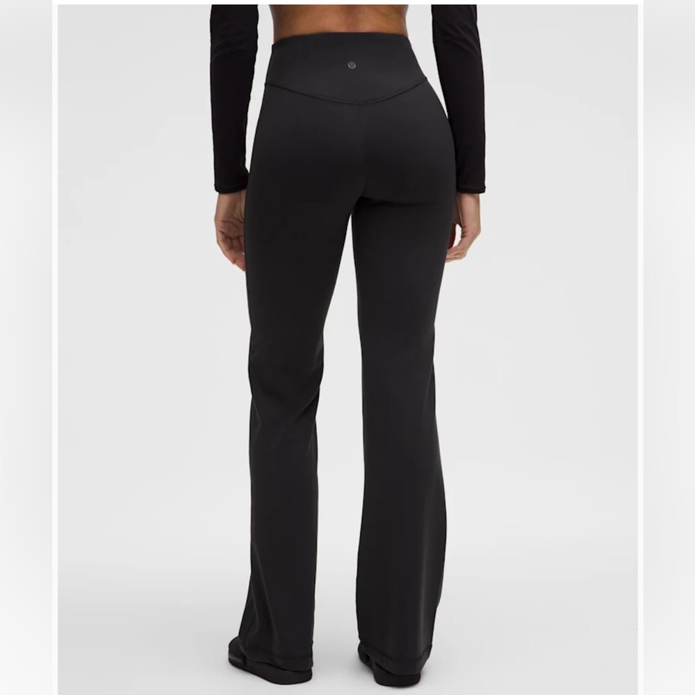 NWT Wunder Under SmoothCover High-Rise Bootcut Pant 34" - Picture 3 of 5